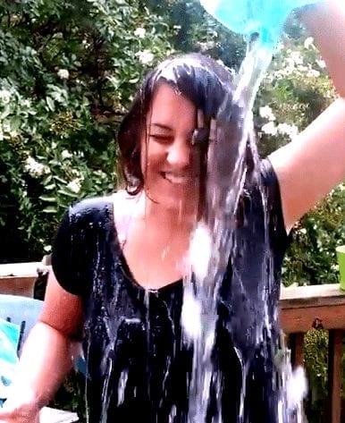 ALS Ice Bucket Challenge Elisa @AverageAdvocate